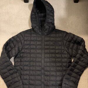 The North Face Women's Thermoball hooded Jacket Size Med